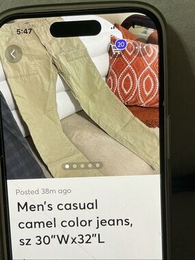 Old Navy Men's Straight Jeans in Light Khaki